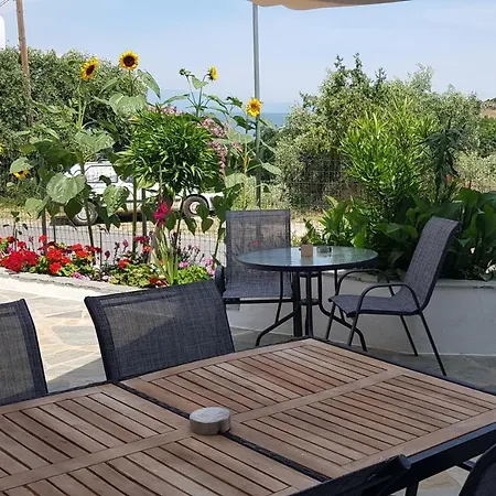 Doukas & * Skála Marión