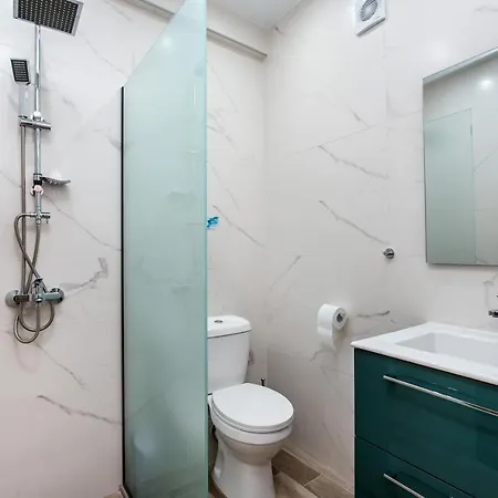 Doukas & Skála Marión