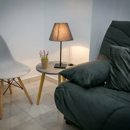 Doukas & Skála Marión