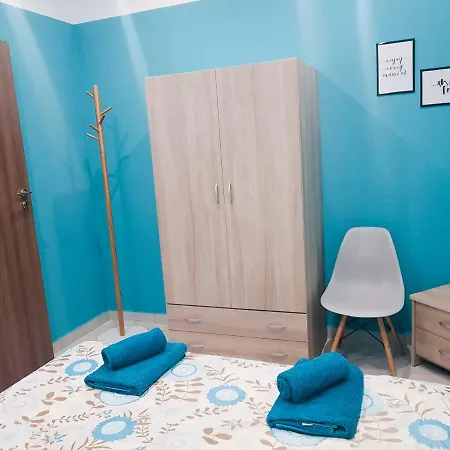 Doukas & * Skála Marión