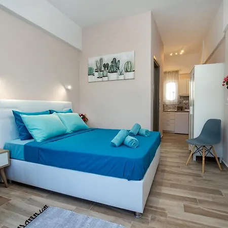 Doukas & Apartament *