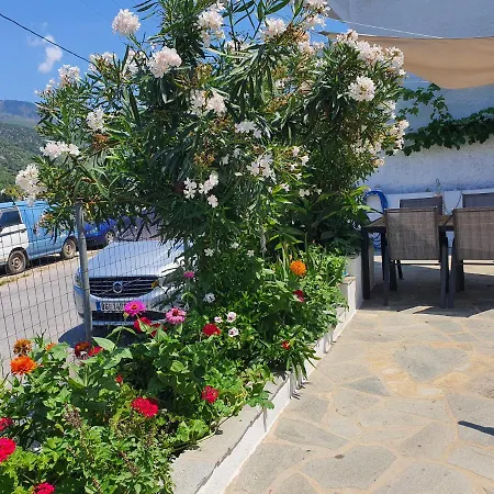 Apartment Doukas &