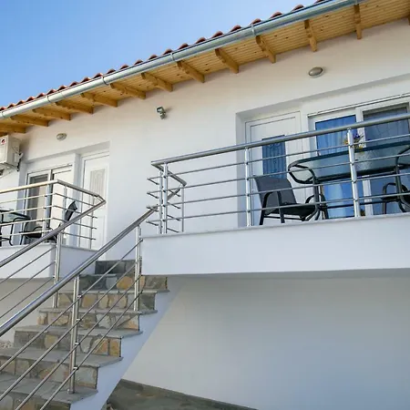 Apartament Doukas & Skála Marión