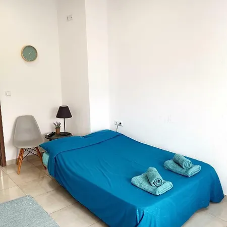Doukas & Apartamento *