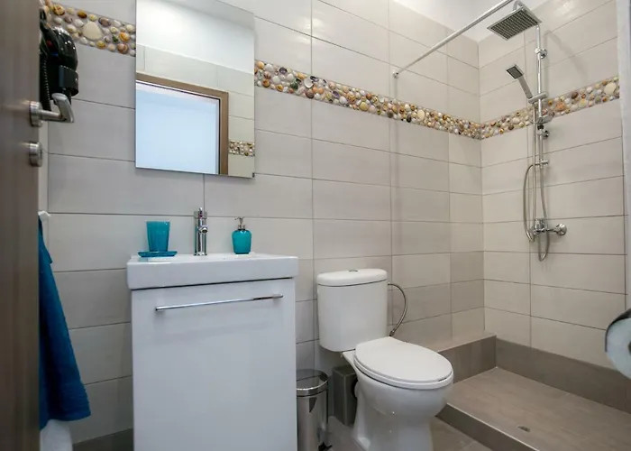 Doukas & Apartamento Skála Marión