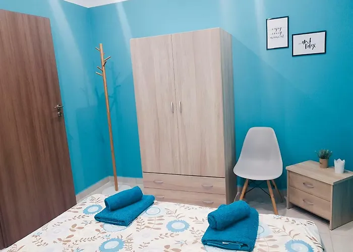 Doukas & * Skála Marión